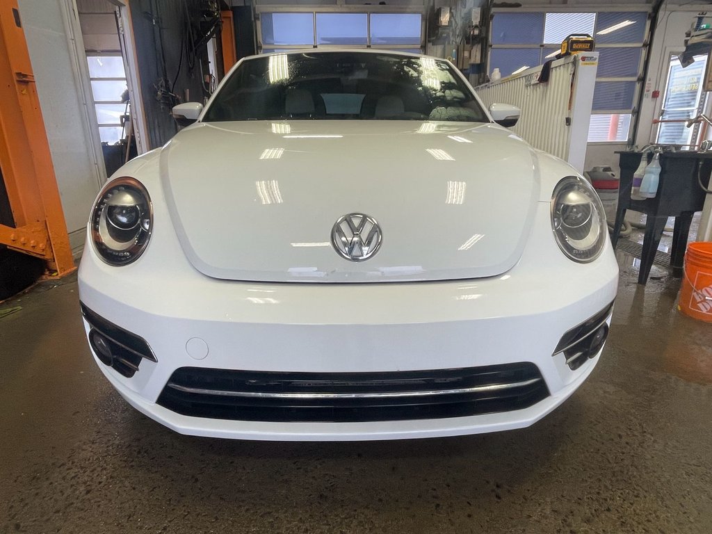 Volkswagen Beetle Convertible  2018 à St-Jérôme, Québec - 4 - w1024h768px