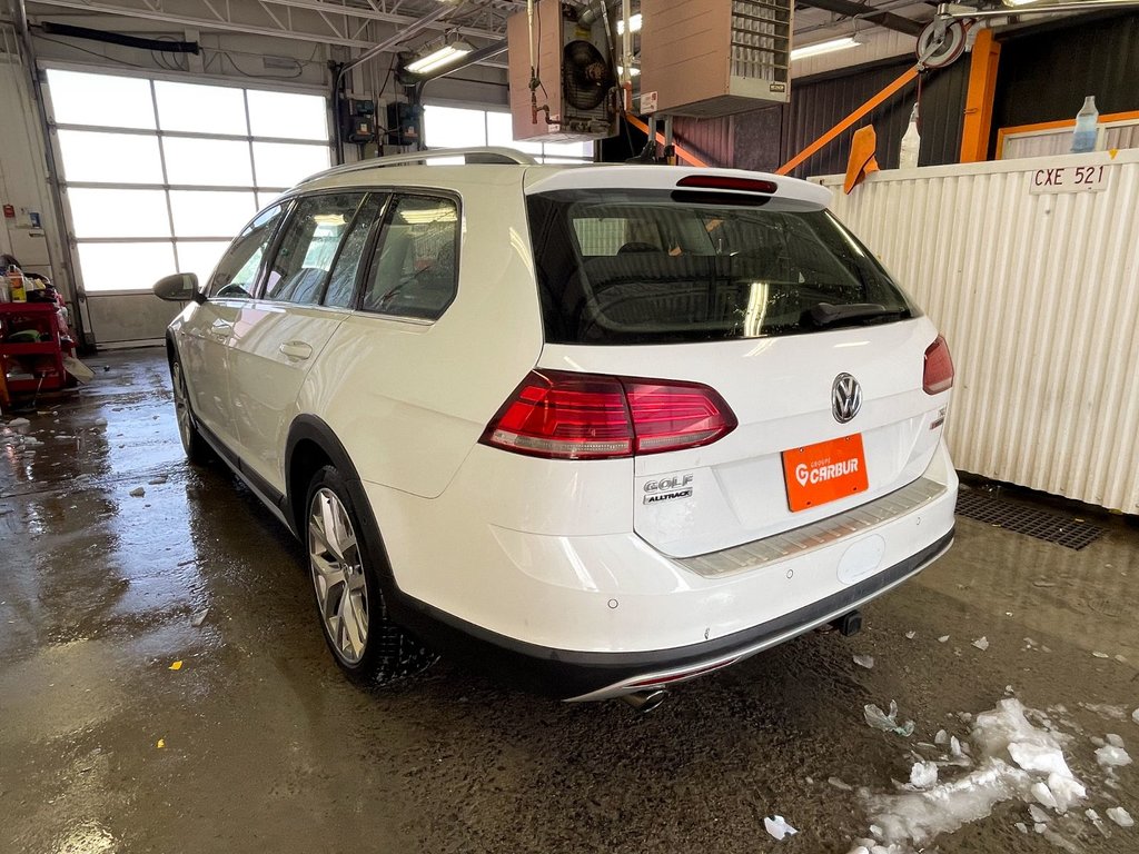 2018 Volkswagen GOLF ALLTRACK in St-Jérôme, Quebec - 8 - w1024h768px