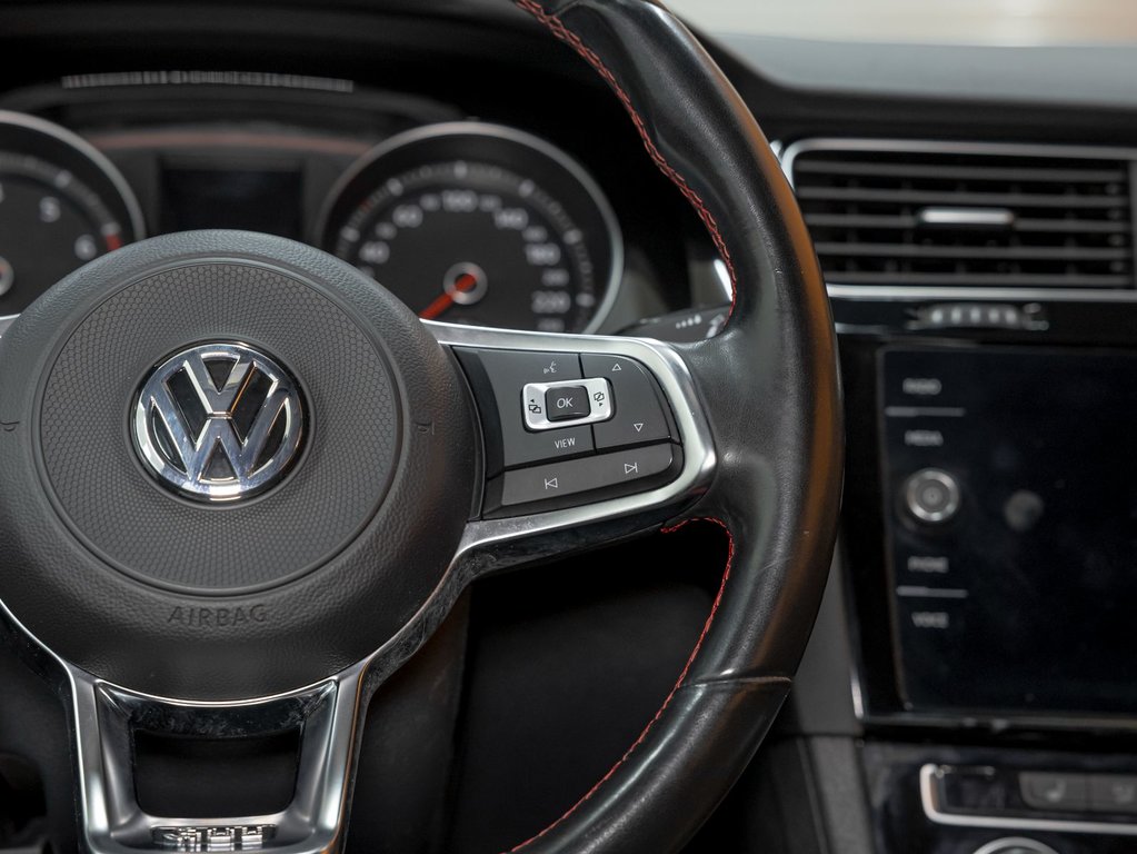 2019 Volkswagen Golf GTI in St-Jérôme, Quebec - 15 - w1024h768px