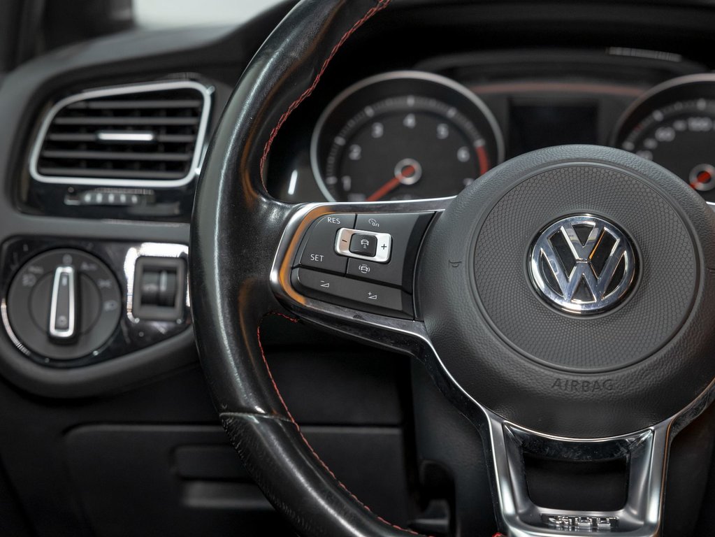 2019 Volkswagen Golf GTI in St-Jérôme, Quebec - 14 - w1024h768px
