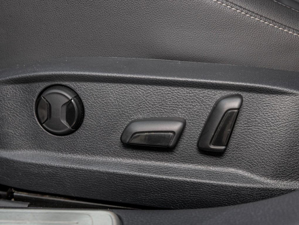 2019 Volkswagen Golf R in St-Jérôme, Quebec - 27 - w1024h768px