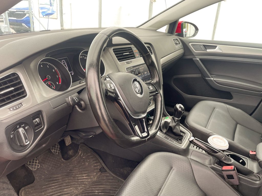 Volkswagen GOLF SPORTWAGEN  2017 à St-Jérôme, Québec - 4 - w1024h768px
