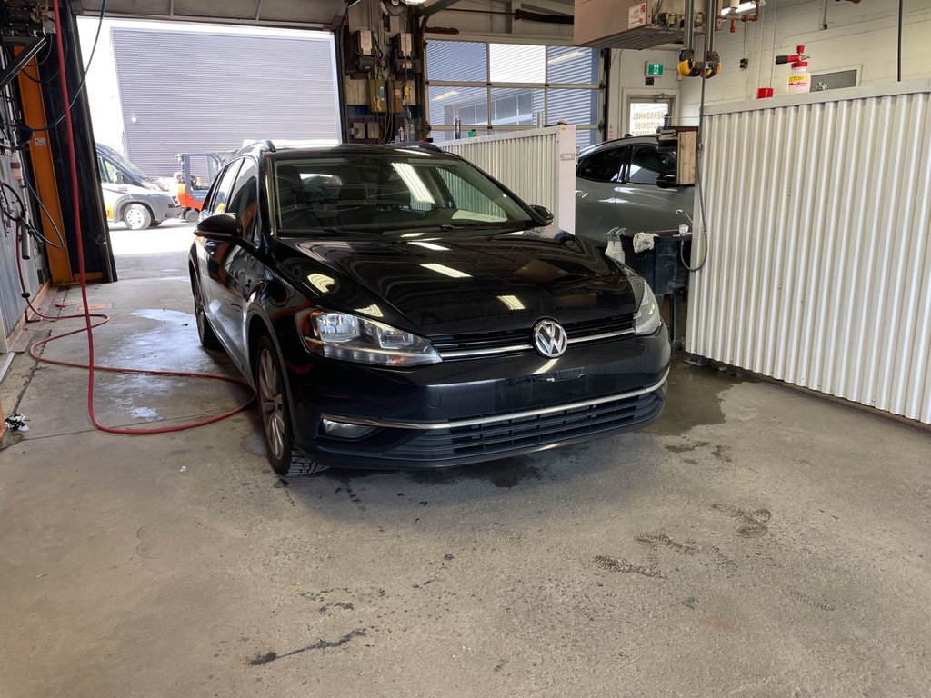 2019 Volkswagen Golf SportWagen in St-Jérôme, Quebec - 10 - w1024h768px