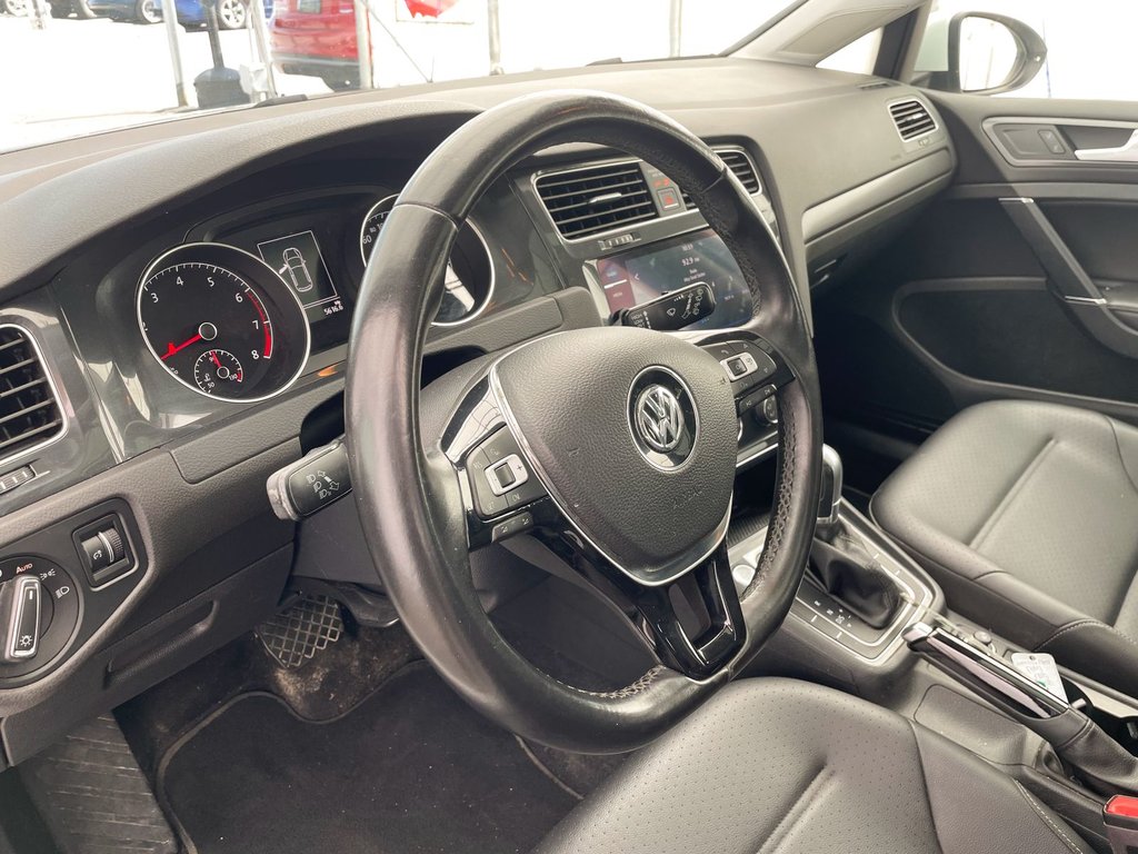 2018 Volkswagen Golf in St-Jérôme, Quebec - 3 - w1024h768px
