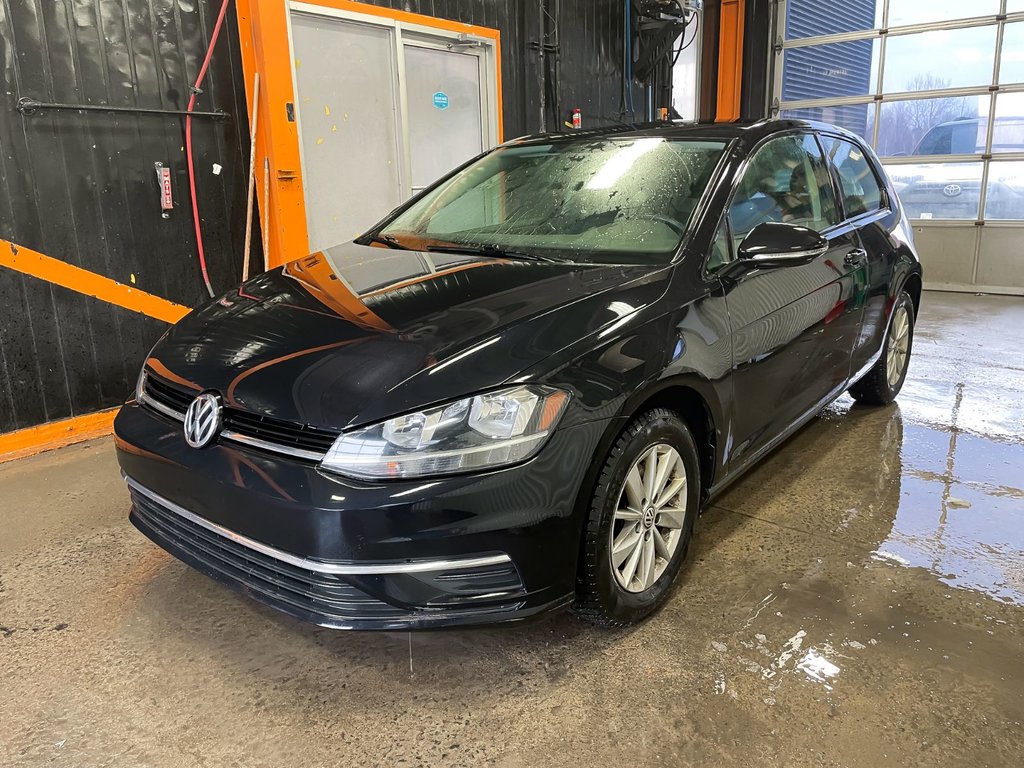 Volkswagen Golf  2018 à St-Jérôme, Québec - 1 - w1024h768px
