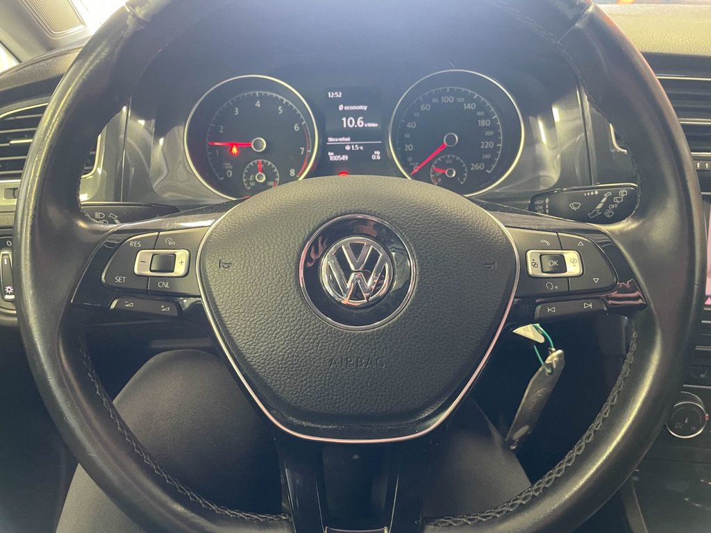 Volkswagen Golf  2018 à St-Jérôme, Québec - 14 - w1024h768px