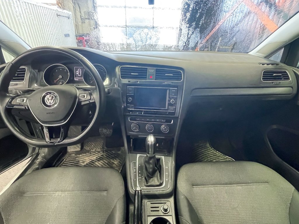 2019 Volkswagen Golf in St-Jérôme, Quebec - 10 - w1024h768px