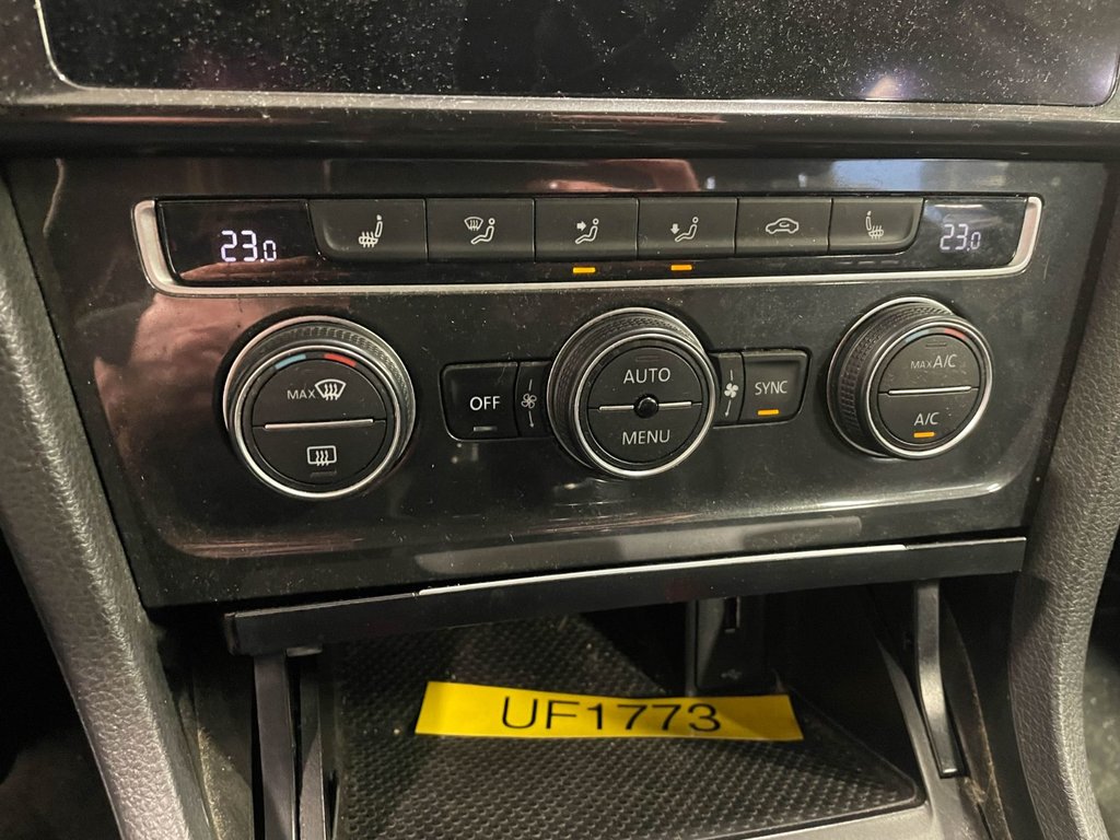 Volkswagen Golf  2019 à St-Jérôme, Québec - 13 - w1024h768px