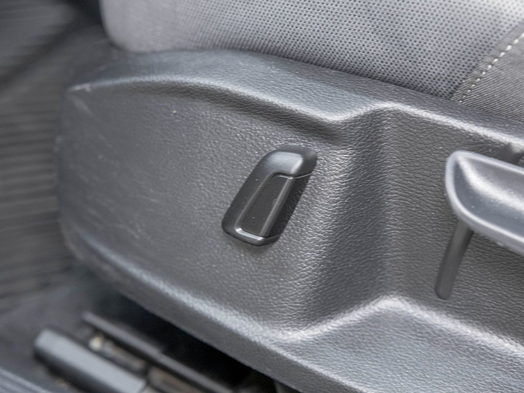Volkswagen Golf  2020 à St-Jérôme, Québec - 21 - w1024h768px