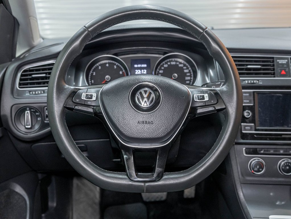 Volkswagen Golf  2020 à St-Jérôme, Québec - 12 - w1024h768px