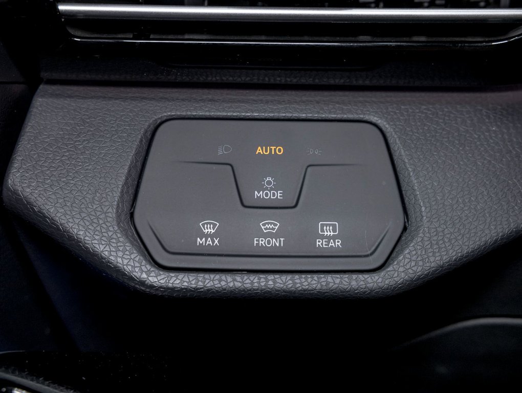 Volkswagen ID.4  2023 à St-Jérôme, Québec - 22 - w1024h768px