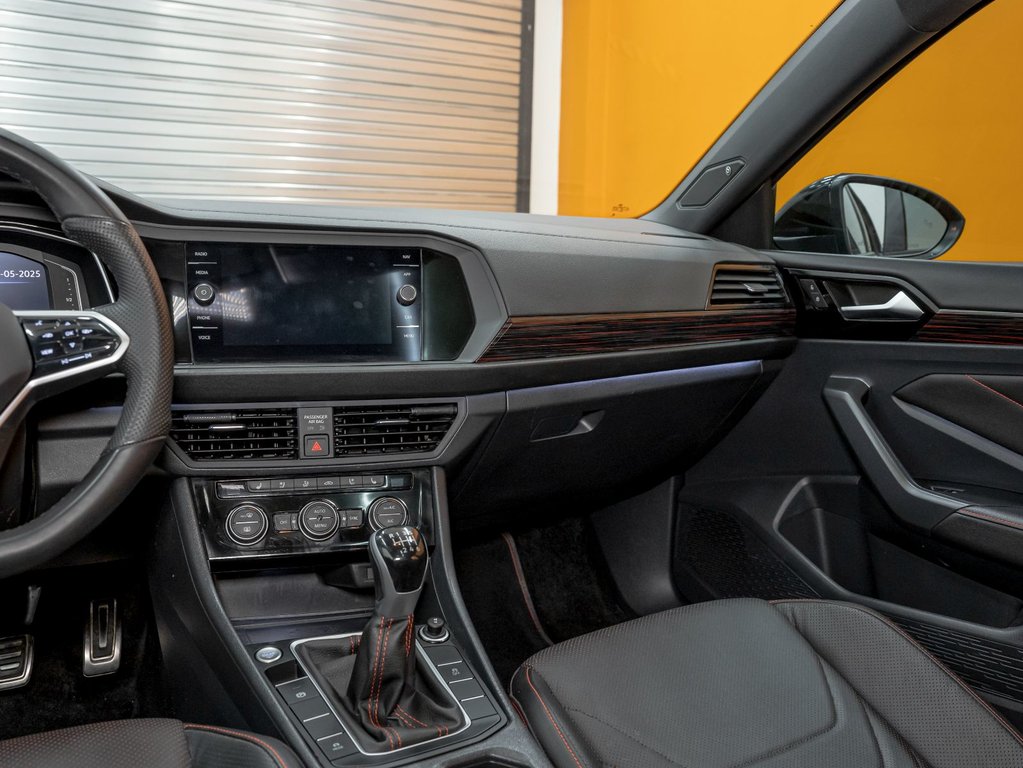 2023 Volkswagen Jetta GLI in St-Jérôme, Quebec - 22 - w1024h768px