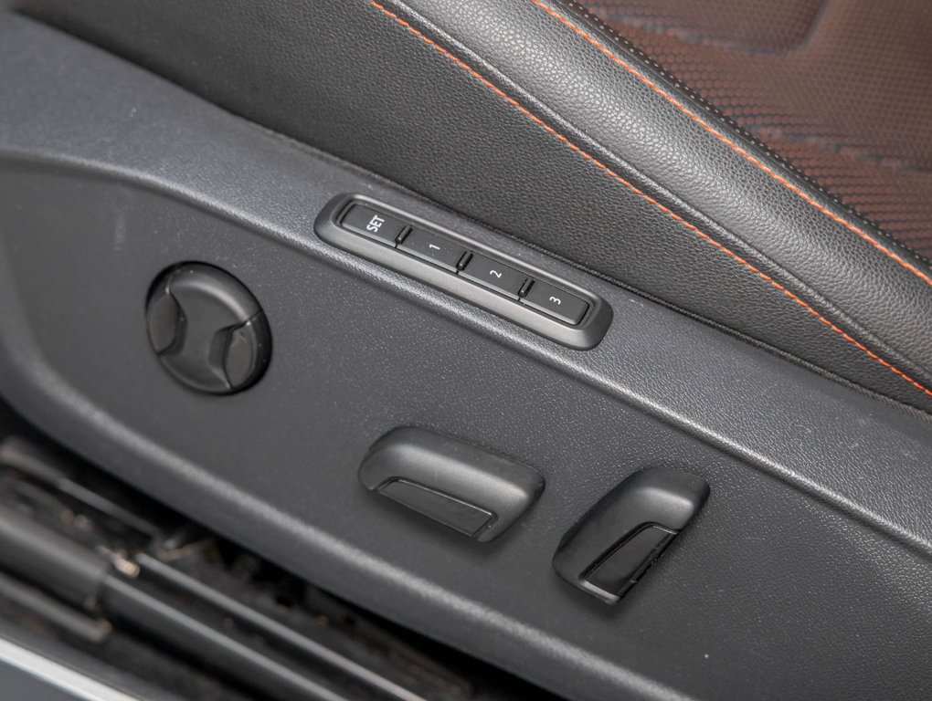 Volkswagen Jetta GLI  2024 à St-Jérôme, Québec - 26 - w1024h768px