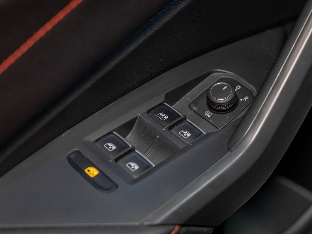 Volkswagen Jetta GLI  2024 à St-Jérôme, Québec - 27 - w1024h768px