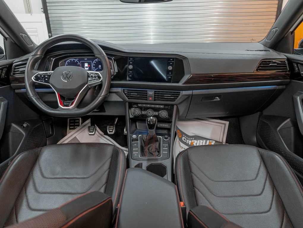 Volkswagen Jetta GLI  2024 à St-Jérôme, Québec - 12 - w1024h768px
