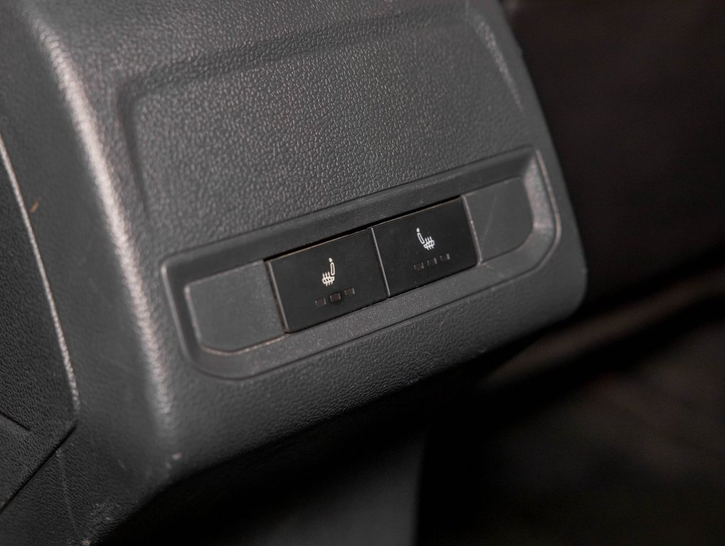 Volkswagen Jetta GLI  2024 à St-Jérôme, Québec - 30 - w1024h768px