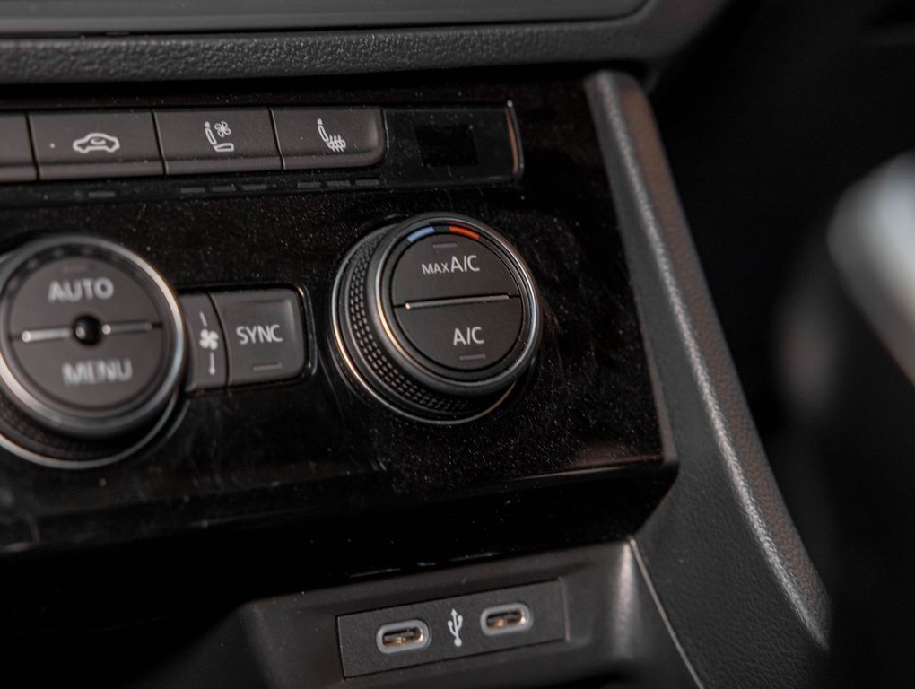 Volkswagen Jetta GLI  2024 à St-Jérôme, Québec - 23 - w1024h768px