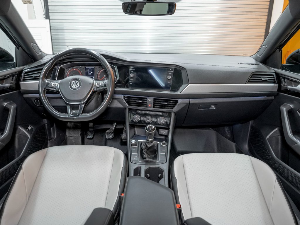 Volkswagen Jetta  2019 à St-Jérôme, Québec - 12 - w1024h768px