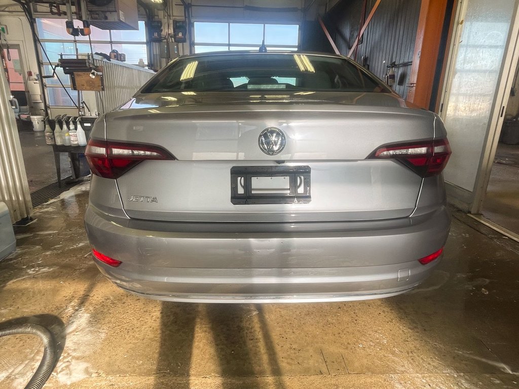 2021 Volkswagen Jetta in St-Jérôme, Quebec - 8 - w1024h768px