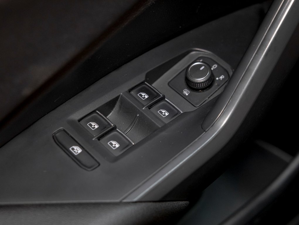 Volkswagen Jetta  2021 à St-Jérôme, Québec - 26 - w1024h768px