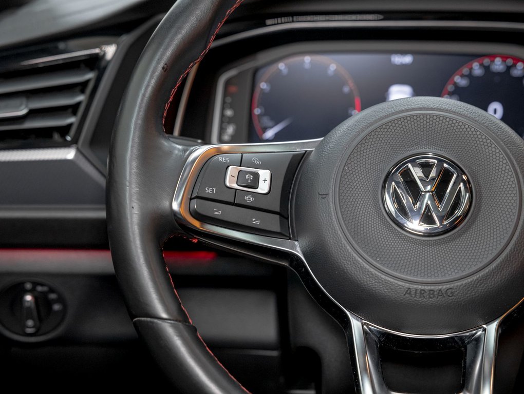Volkswagen Jetta  2021 à St-Jérôme, Québec - 15 - w1024h768px