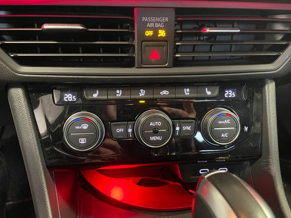 Volkswagen Jetta  2021 à St-Jérôme, Québec - 8 - w1024h768px