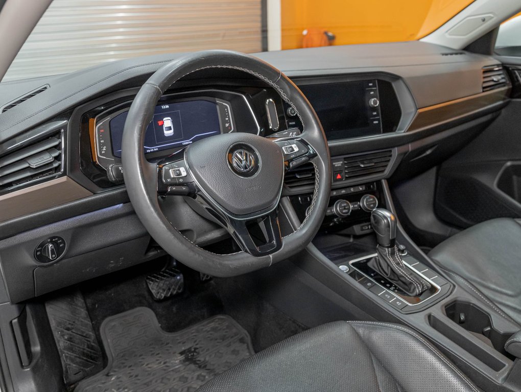 Volkswagen Jetta  2021 à St-Jérôme, Québec - 2 - w1024h768px