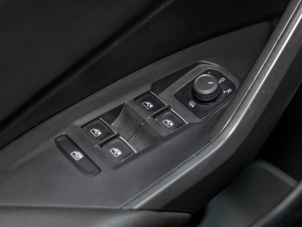 Volkswagen Jetta  2021 à St-Jérôme, Québec - 26 - w1024h768px