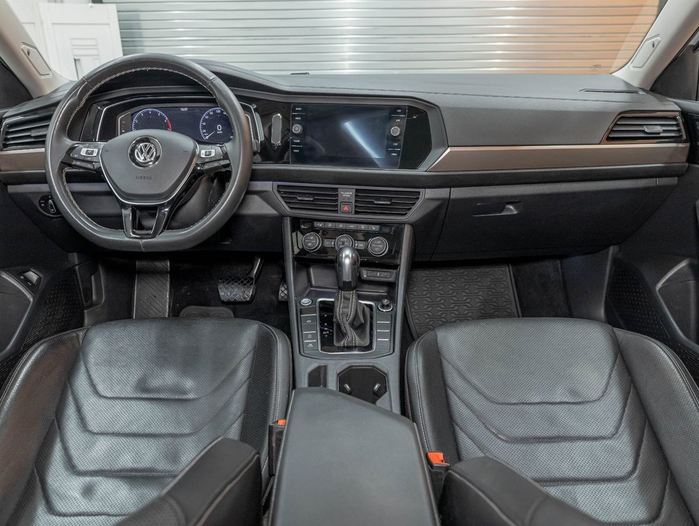 Volkswagen Jetta  2021 à St-Jérôme, Québec - 12 - w1024h768px