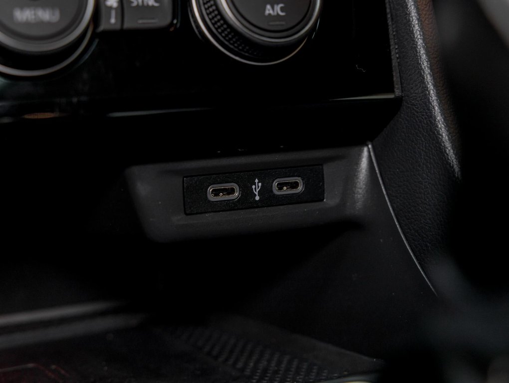 2023 Volkswagen Jetta in St-Jérôme, Quebec - 23 - w1024h768px