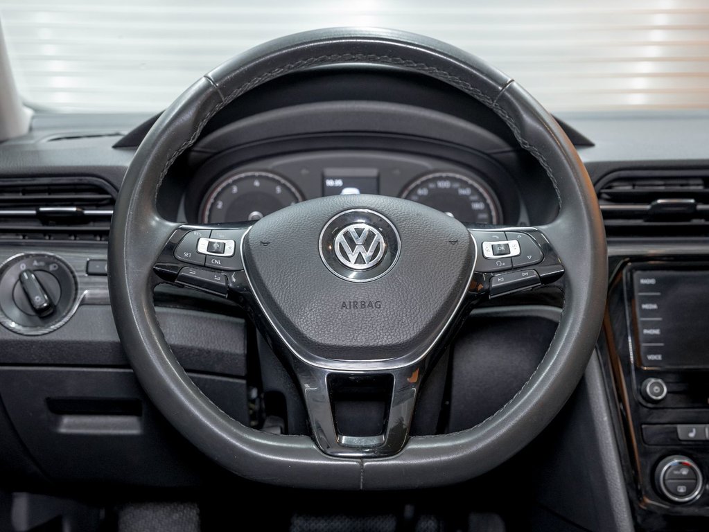 2021 Volkswagen Passat in St-Jérôme, Quebec - 14 - w1024h768px