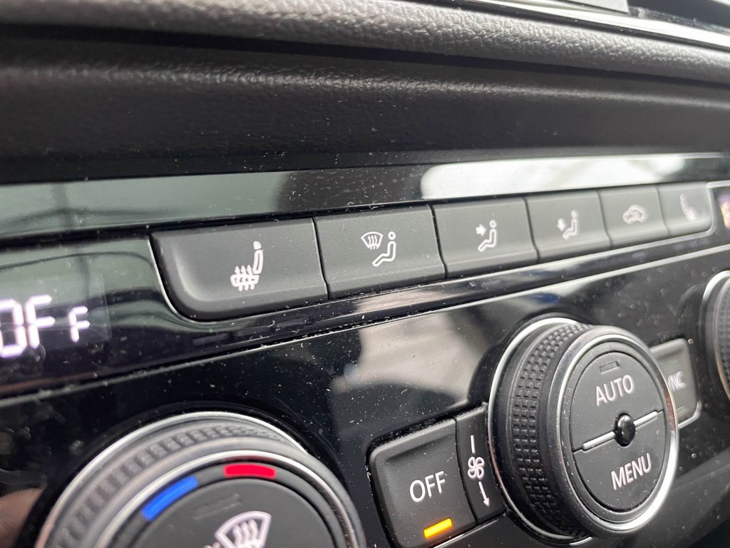 Volkswagen Taos  2024 à St-Jérôme, Québec - 13 - w1024h768px