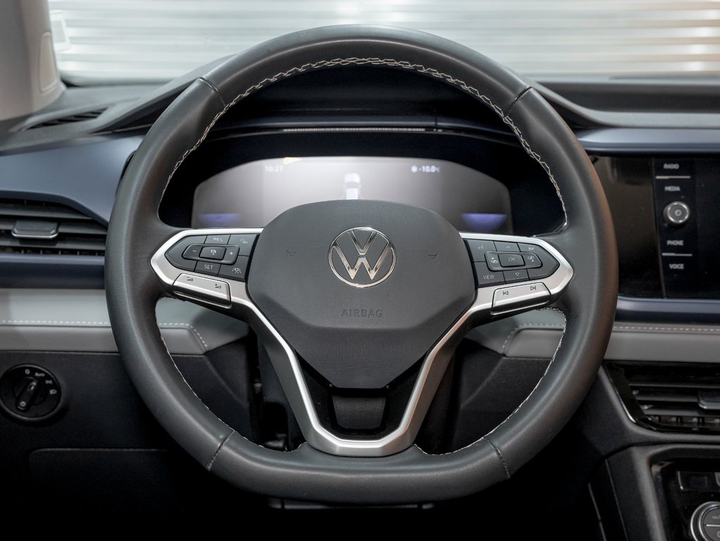 Volkswagen Taos  2024 à St-Jérôme, Québec - 12 - w1024h768px