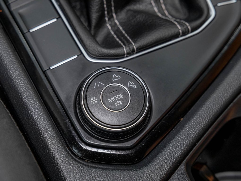 Volkswagen Taos  2024 à St-Jérôme, Québec - 24 - w1024h768px