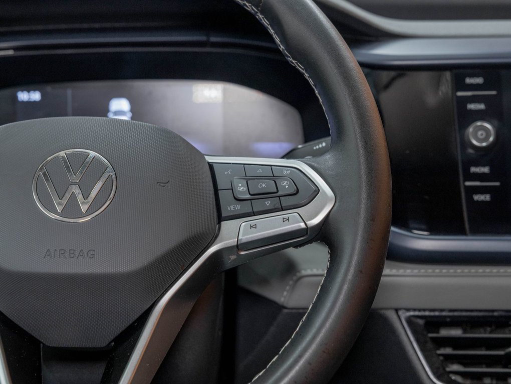 Volkswagen Taos  2024 à St-Jérôme, Québec - 15 - w1024h768px