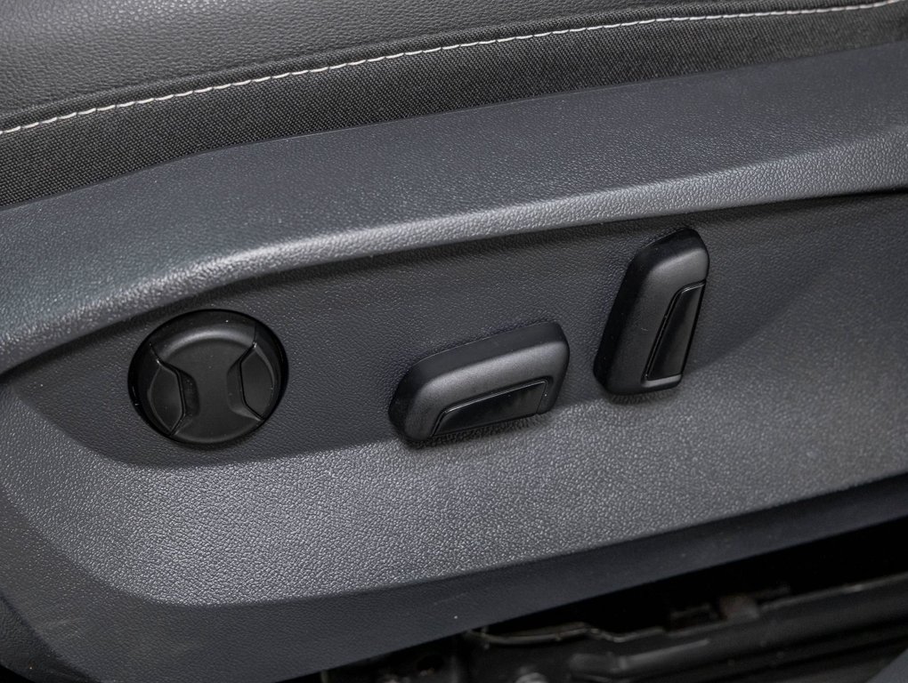 Volkswagen Taos  2024 à St-Jérôme, Québec - 25 - w1024h768px