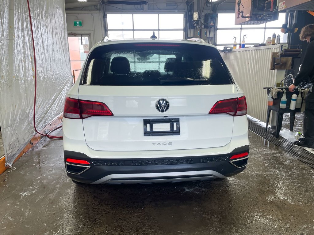 Volkswagen Taos  2024 à St-Jérôme, Québec - 8 - w1024h768px