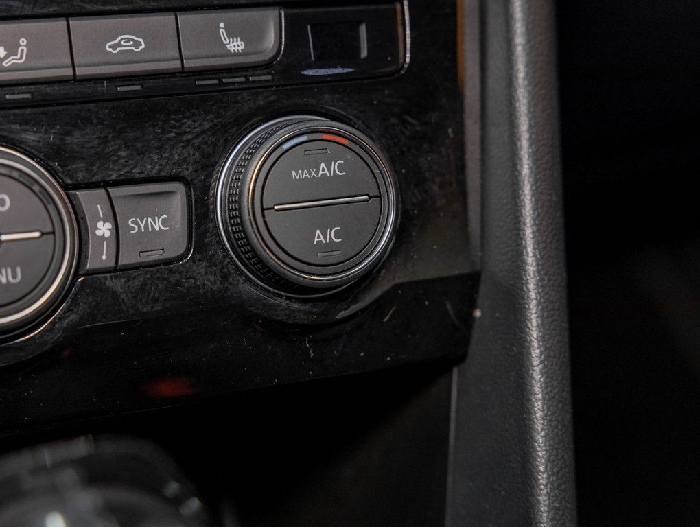 Volkswagen Taos  2024 à St-Jérôme, Québec - 22 - w1024h768px