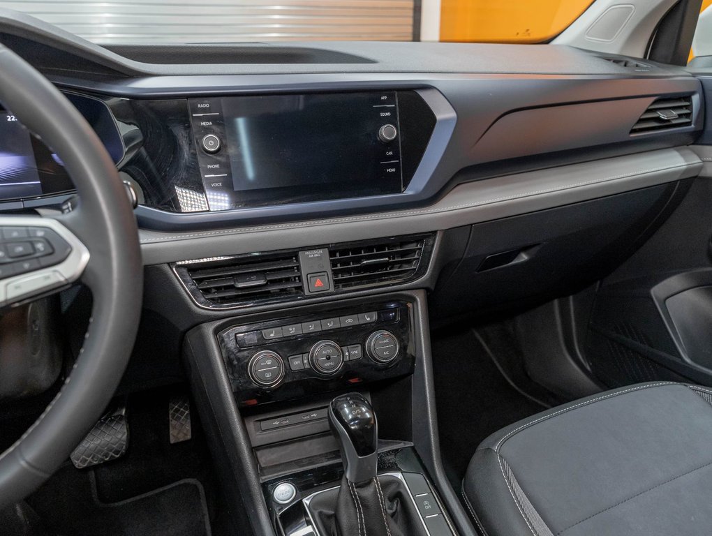 Volkswagen Taos  2024 à St-Jérôme, Québec - 20 - w1024h768px