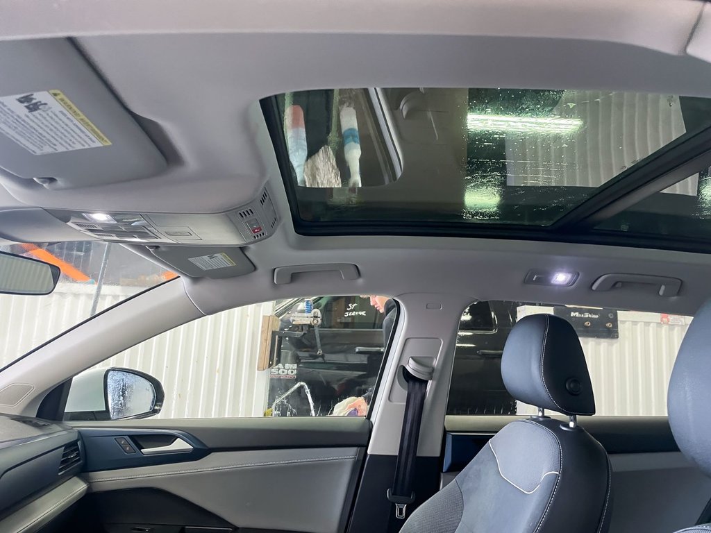 Volkswagen Taos  2024 à St-Jérôme, Québec - 3 - w1024h768px