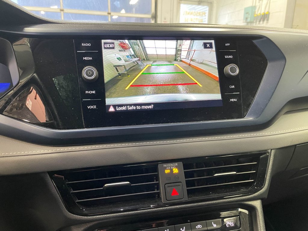 2024 Volkswagen Taos in St-Jérôme, Quebec - 16 - w1024h768px