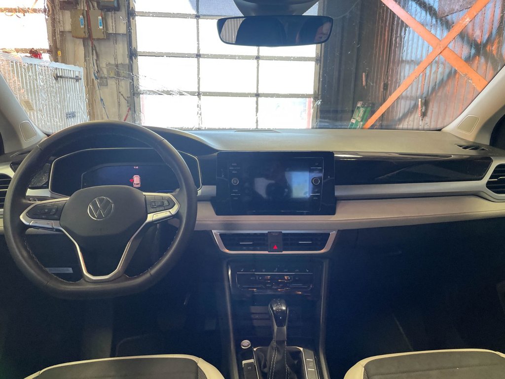 Volkswagen Taos  2025 à St-Jérôme, Québec - 10 - w1024h768px