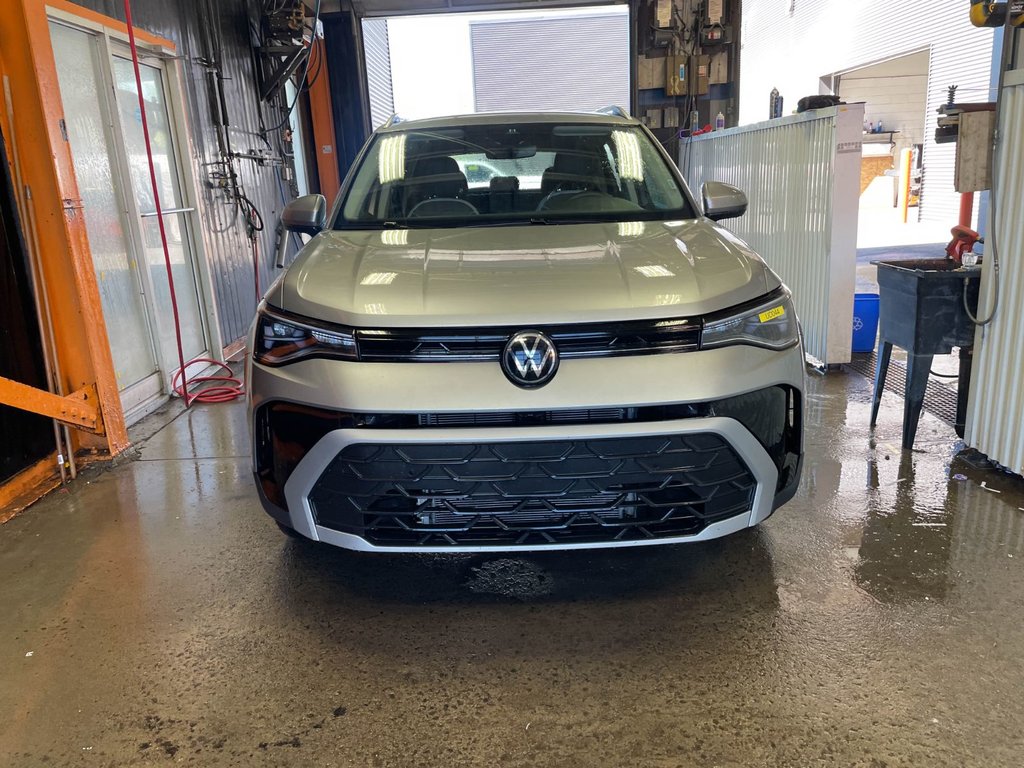 Volkswagen Taos  2025 à St-Jérôme, Québec - 4 - w1024h768px