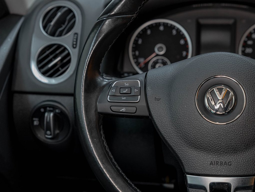 2017 Volkswagen Tiguan in St-Jérôme, Quebec - 14 - w1024h768px