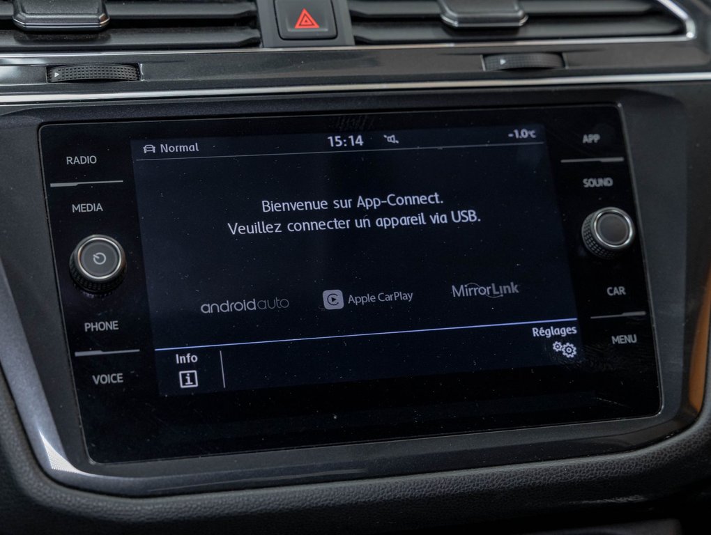 2018 Volkswagen Tiguan in St-Jérôme, Quebec - 16 - w1024h768px