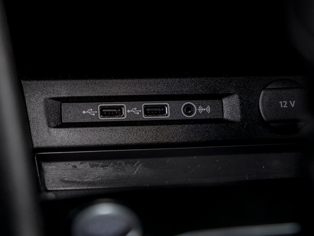 2019 Volkswagen Tiguan in St-Jérôme, Quebec - 22 - w1024h768px