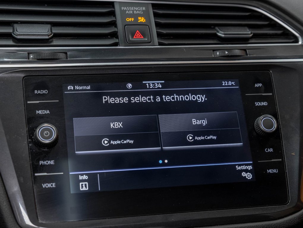 2022 Volkswagen Tiguan in St-Jérôme, Quebec - 17 - w1024h768px