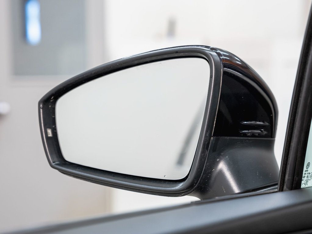 Volkswagen Tiguan  2022 à St-Jérôme, Québec - 34 - w1024h768px