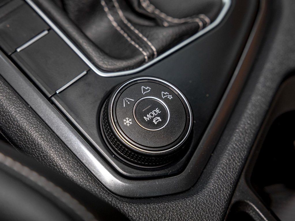 Volkswagen Tiguan  2022 à St-Jérôme, Québec - 23 - w1024h768px