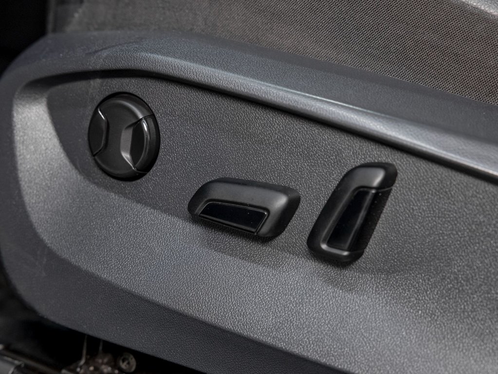 Volkswagen Tiguan  2022 à St-Jérôme, Québec - 24 - w1024h768px